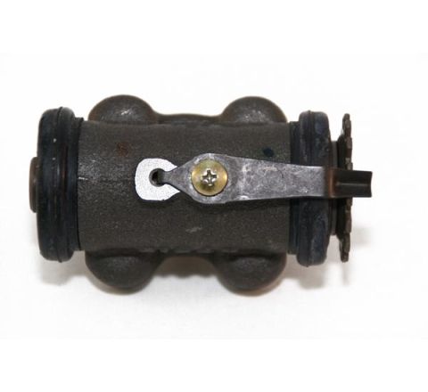 REAR OF REAR WHEEL CYLINDER R/H