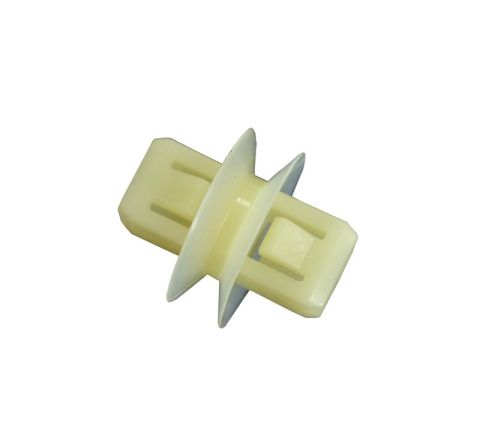 FRONT PANEL SIDE CLIP (GENUINE)