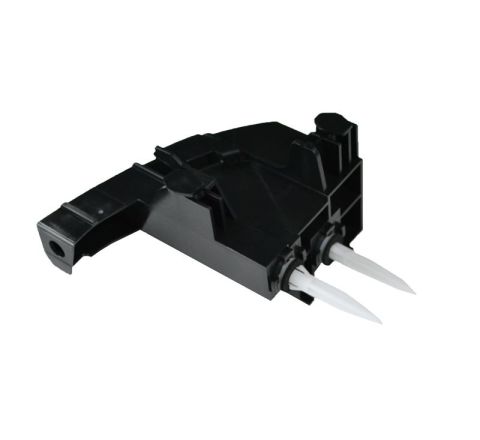REAR BUMPER RETAINER UPPER L/H (GENUINE)