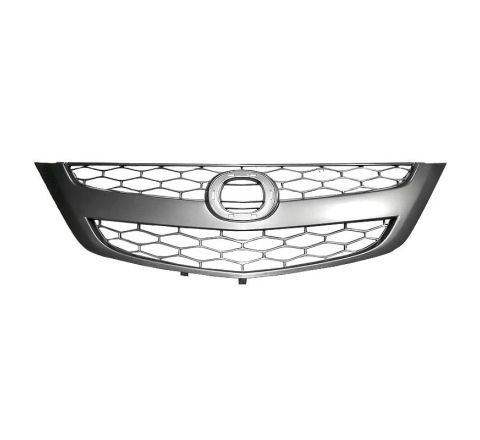 FRONT RADIATOR GRILLE (CHROME & BLACK)