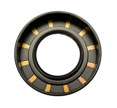 FRONT DIFFERENTIAL SIDE OIL SEAL (GENUINE)