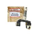 KNUCKLE HUB ASSEMBLY L/H (GENUINE)