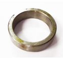 REAR AXLE WHEEL BEARING RETAINER R/H OR L/H
